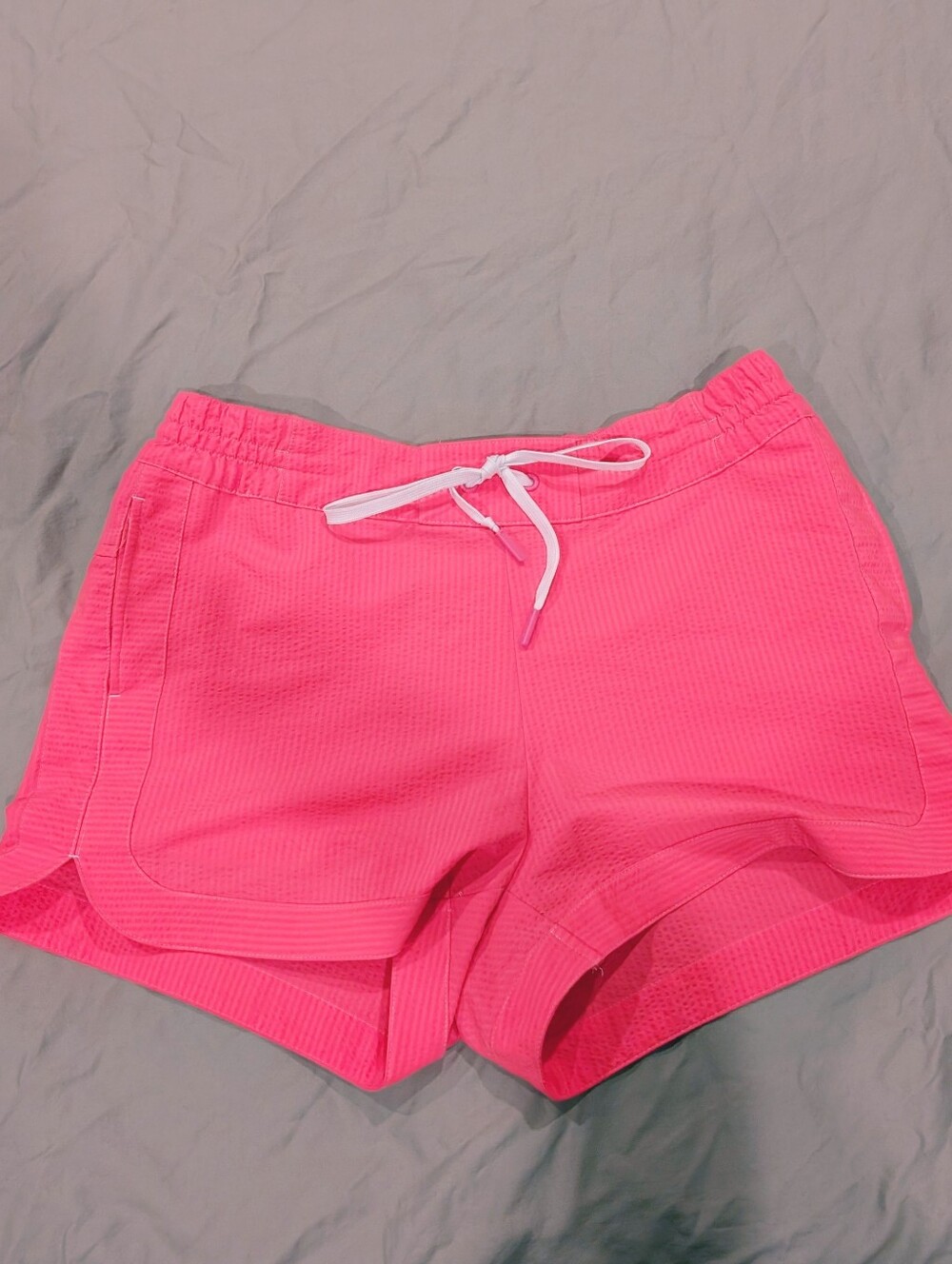 Vineyard Vines Women’s Pink Drawstring Performance Athletic Shorts